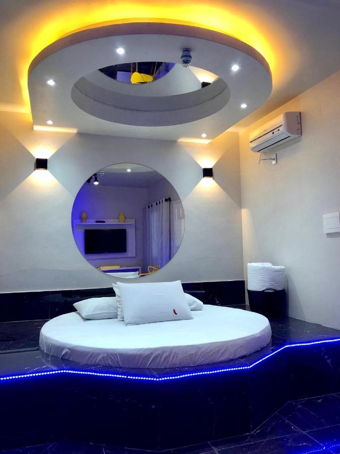 Motel Del Fuego (Adults Only) เปโลตัส ภายนอก รูปภาพ