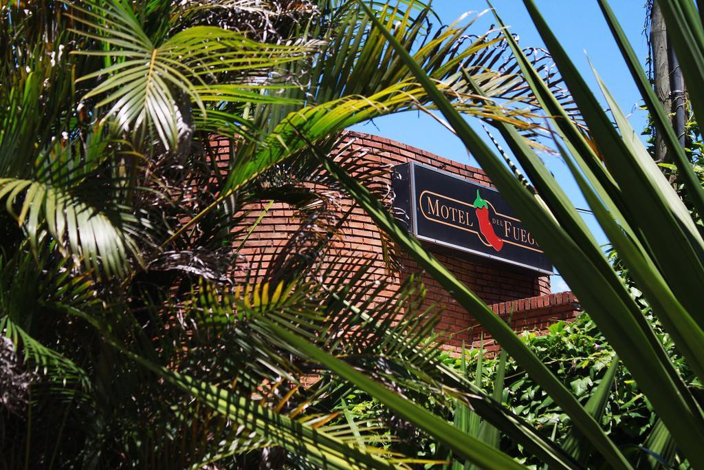 Motel Del Fuego (Adults Only) เปโลตัส ภายนอก รูปภาพ