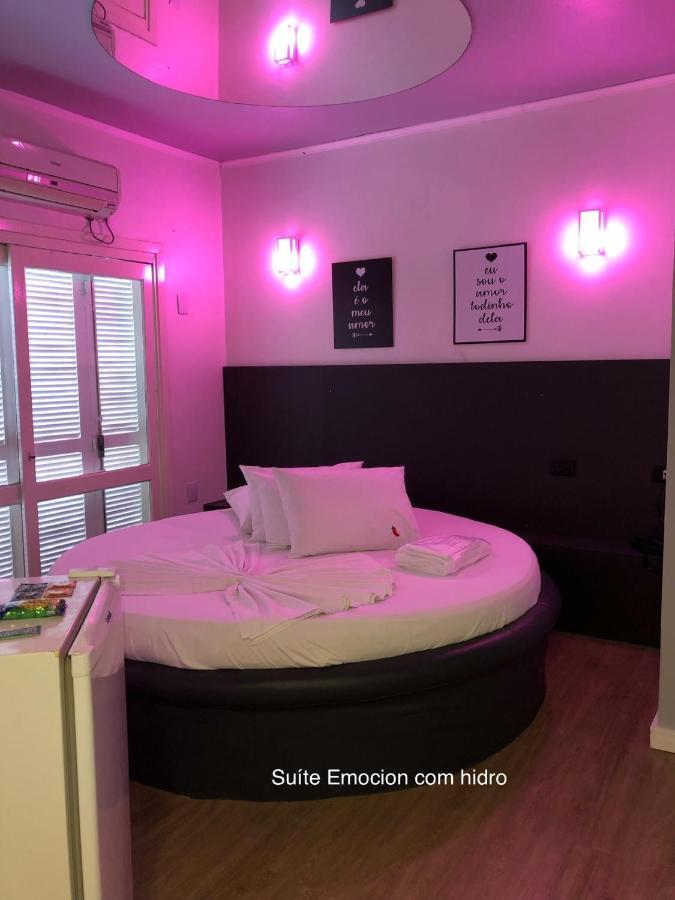 Motel Del Fuego (Adults Only) เปโลตัส ภายนอก รูปภาพ