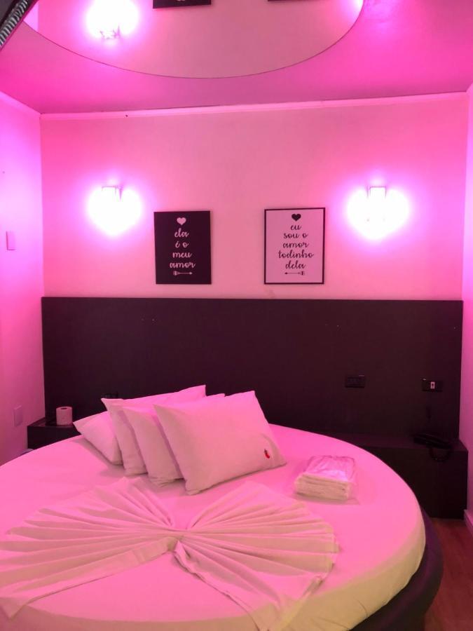 Motel Del Fuego (Adults Only) เปโลตัส ภายนอก รูปภาพ