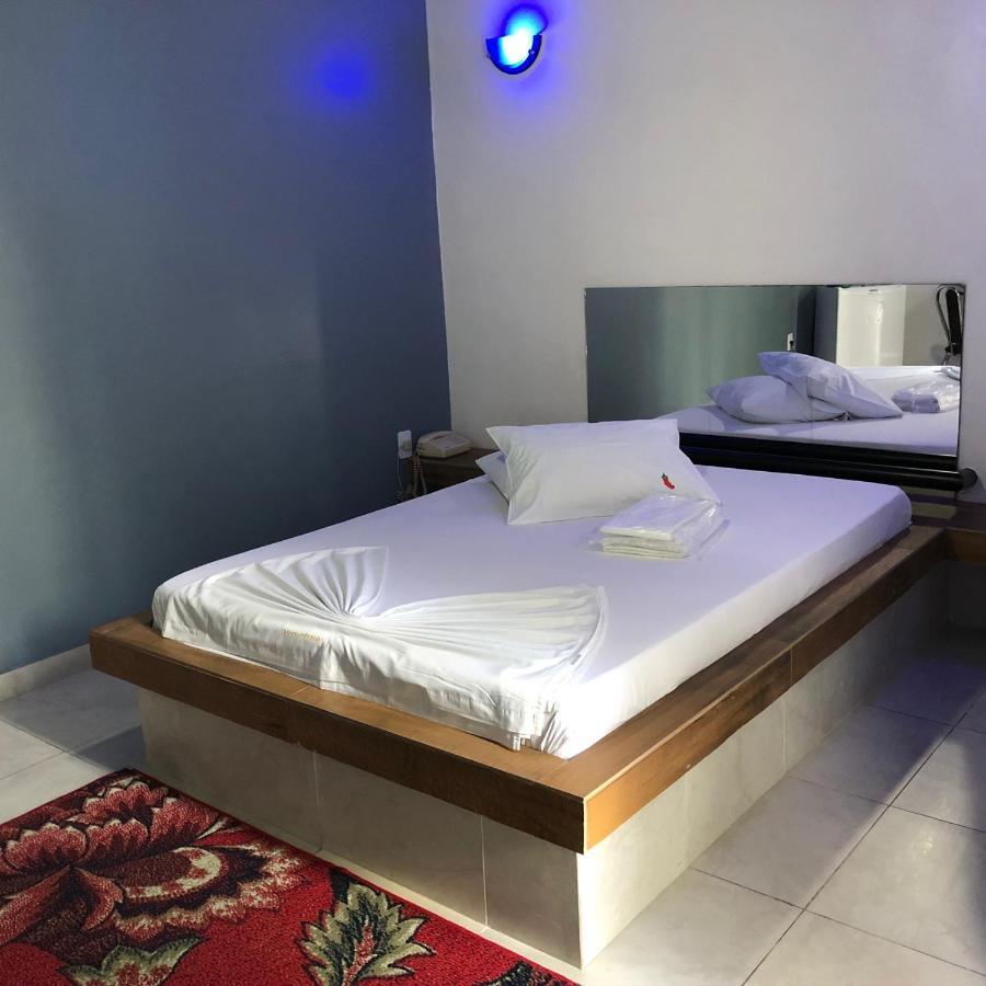 Motel Del Fuego (Adults Only) เปโลตัส ภายนอก รูปภาพ